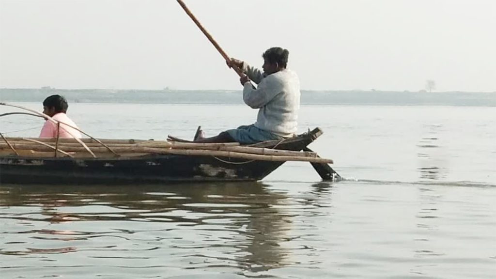 बिहारमा गंगा नदीमा डुंगा पल्टिँदा १४ जनाको मृत्यु, मृतकका परिवारलाई चार लाख भारतीय रुपैयाँ राहत