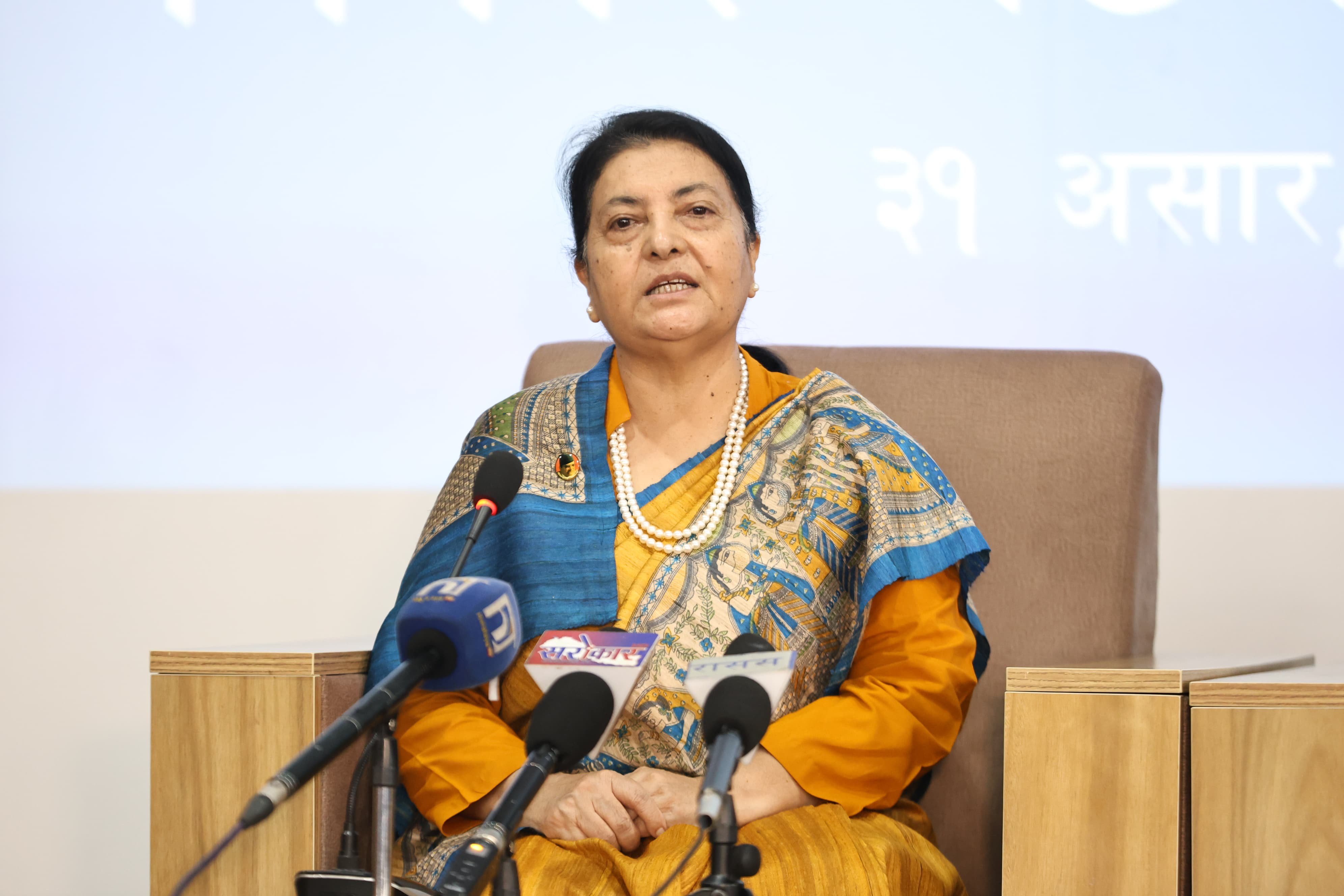 “म अहिले पनि एमाले हुँ, सदस्यता होल्डमा मात्र छ” : विद्या भण्डारीको स्पष्ट बयान